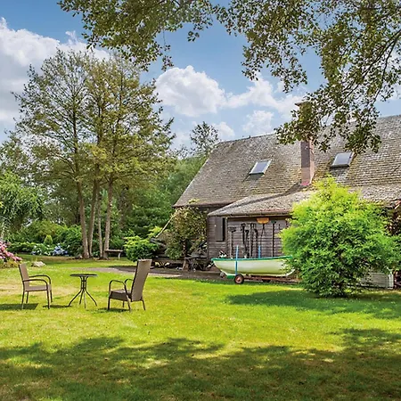 2 Bedroom Beautiful In * Nowe Warpno