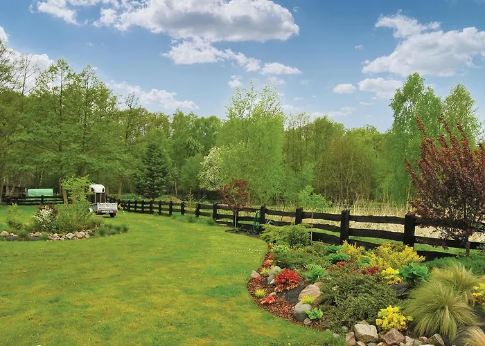 2 Bedroom Beautiful In Casa de Férias *